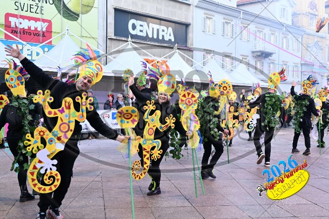 062 105 pa opet 230 - FotoKurti